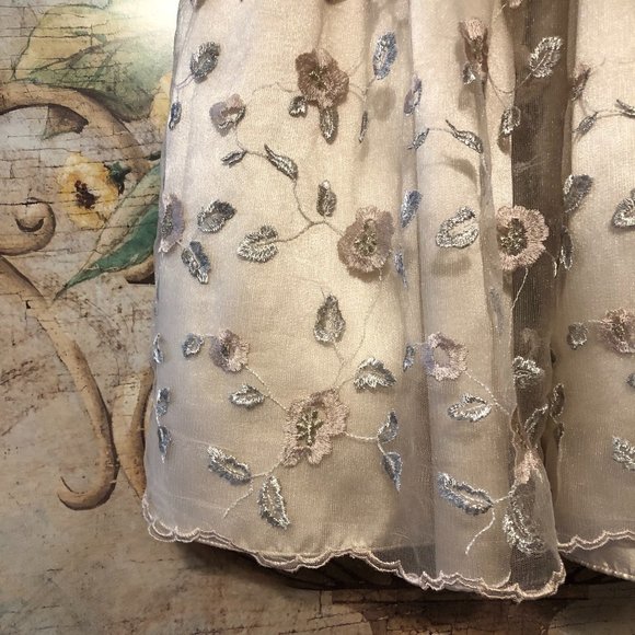 Sz 8 Jenny & Me Embroidered Floral Champagne Dress Flower Girl First Communion - Picture 6 of 15